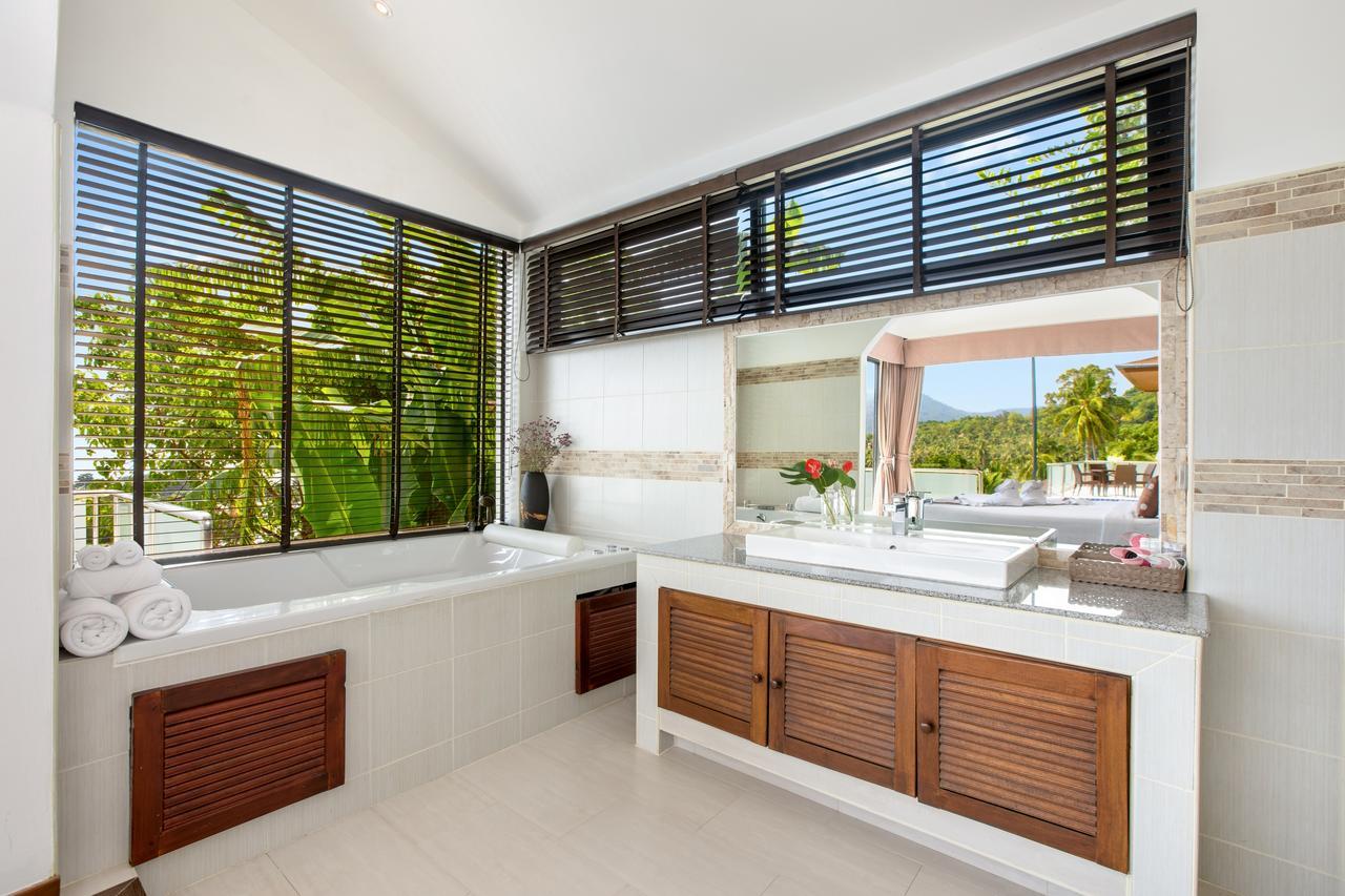 Sunny Banks - Modern Sea View 4 Bed Pool Villa Maret Exterior photo