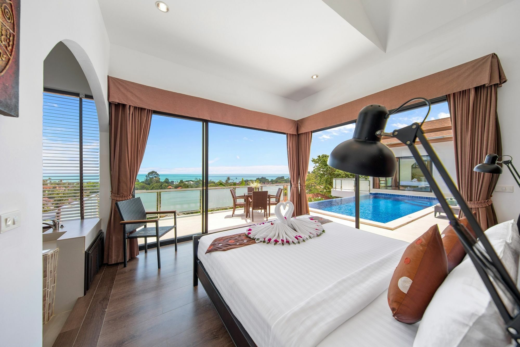 Sunny Banks - Modern Sea View 4 Bed Pool Villa Maret Exterior photo
